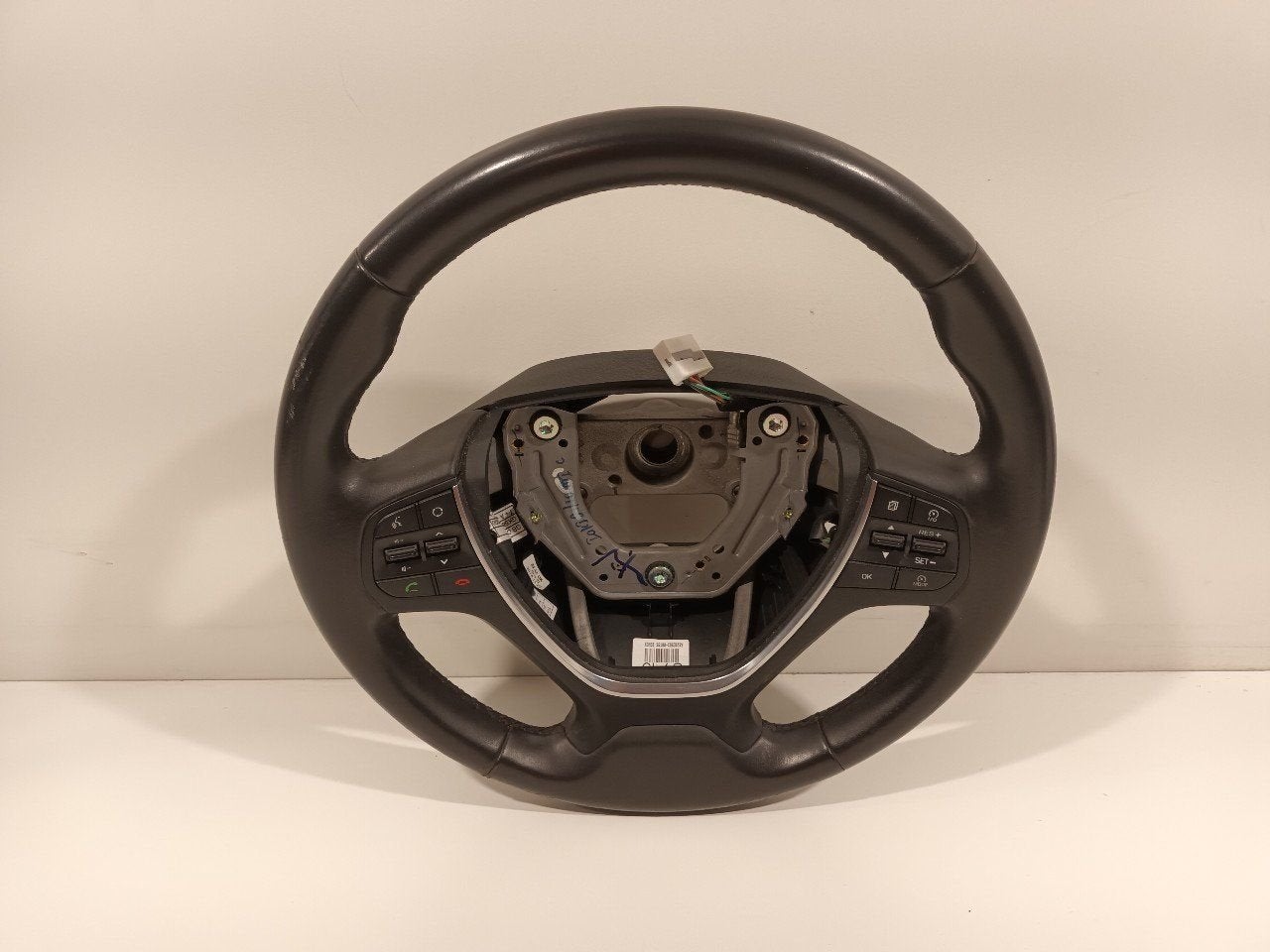 Stuur Hyundai i20, Onderdelen@venauto.nl, Van der Ven Autorecycling B.V., Gebruikt, Ettenseweg 76, 4706 PB Roosendaal, The Netherlands