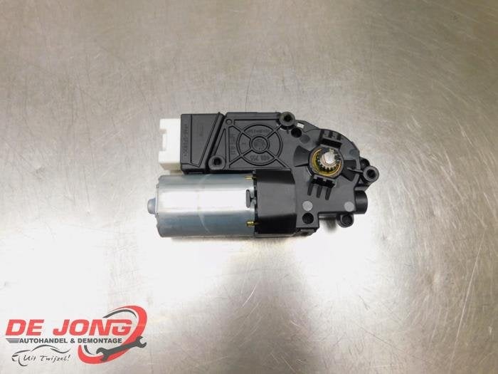 Moteur toit ouvrant d'un Mercedes GLK-Klasse, Autos : Pièces & Accessoires, 3 mois de garantie, Utilisé, -, -