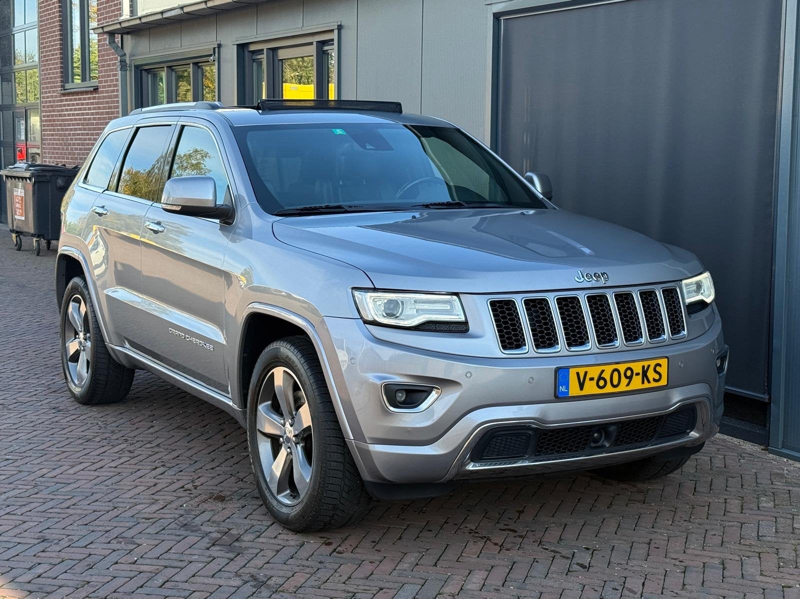 Jeep Grand Cherokee 3.0 V6 4x4 Grijskenteken Pano Luchtverin, Autos, Achat, 2987 cm³, 135 kW, Entretenue par le concessionnaire