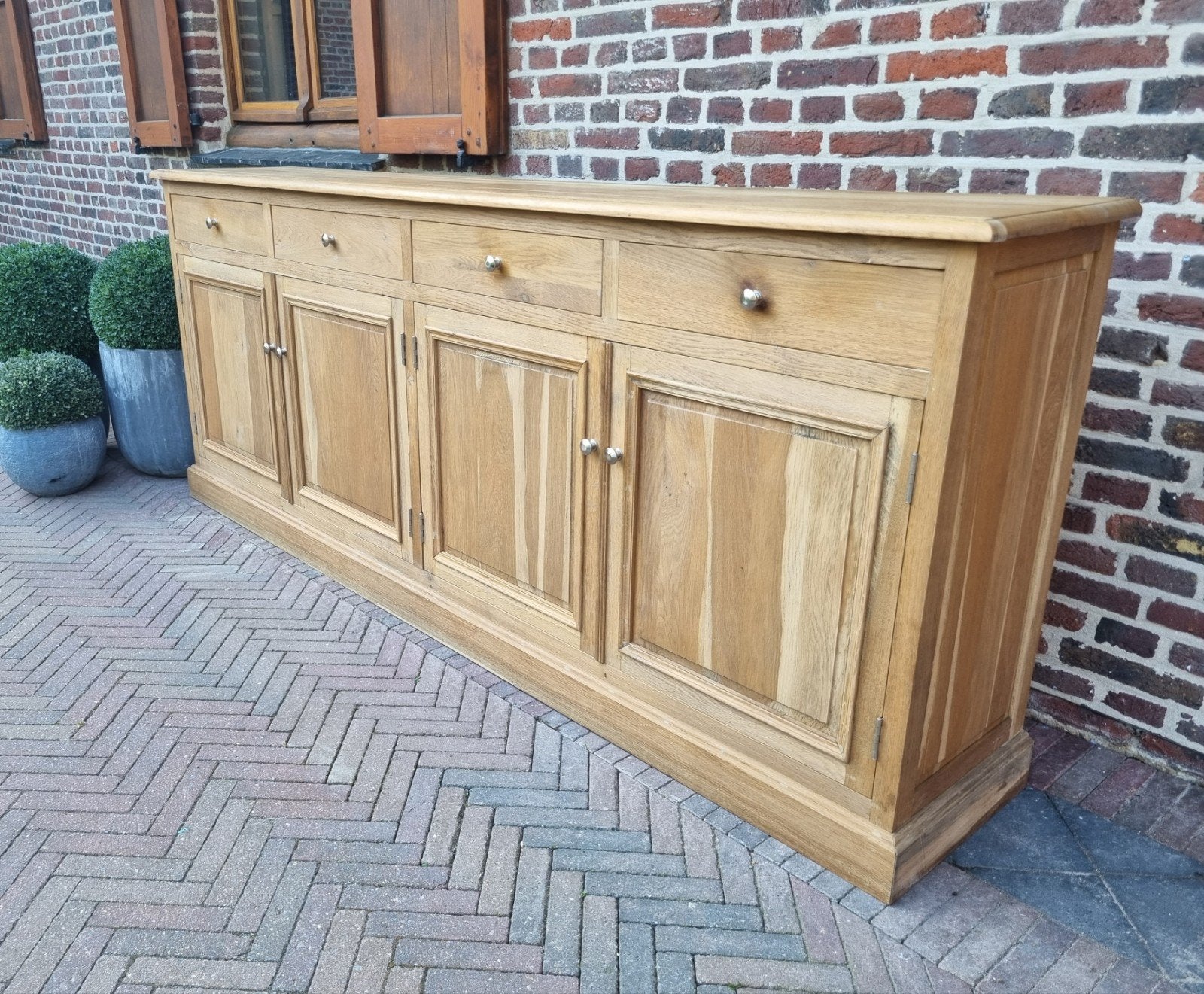Eiken dressoir/wandmeubel art.