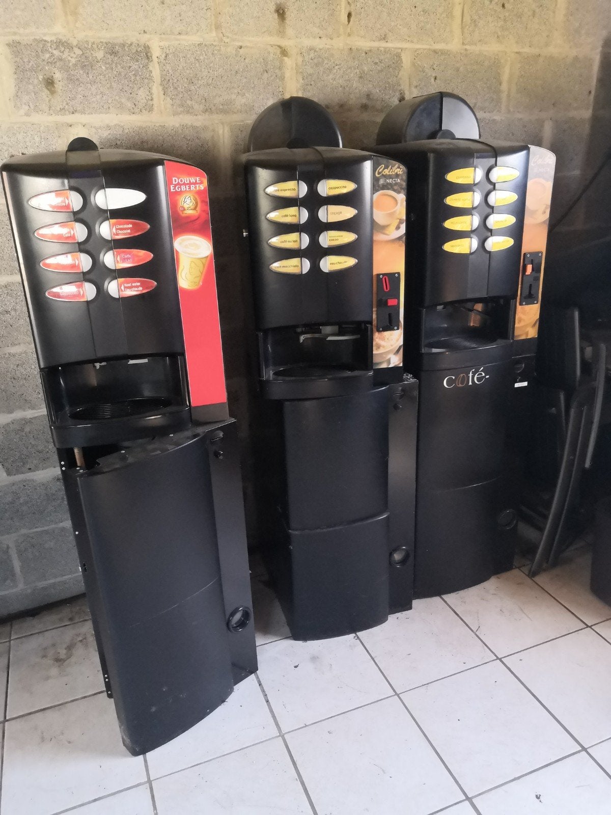 3 distributeur de café  NECTA colibri, Enlèvement ou Envoi