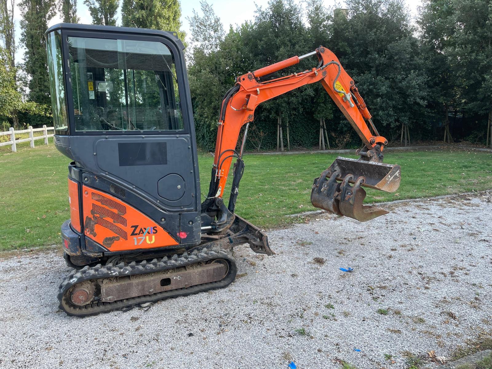 Hitachi ZX17U, Zakelijke goederen, Machines en Bouw | Kranen en Graafmachines, Ophalen, Graafmachine