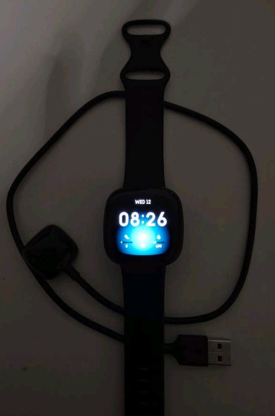 Fitbit versa 3 sporthorloge, Handtassen en Accessoires, Smartwatches, Ophalen, Zwart, Zo goed als nieuw, Fitbit