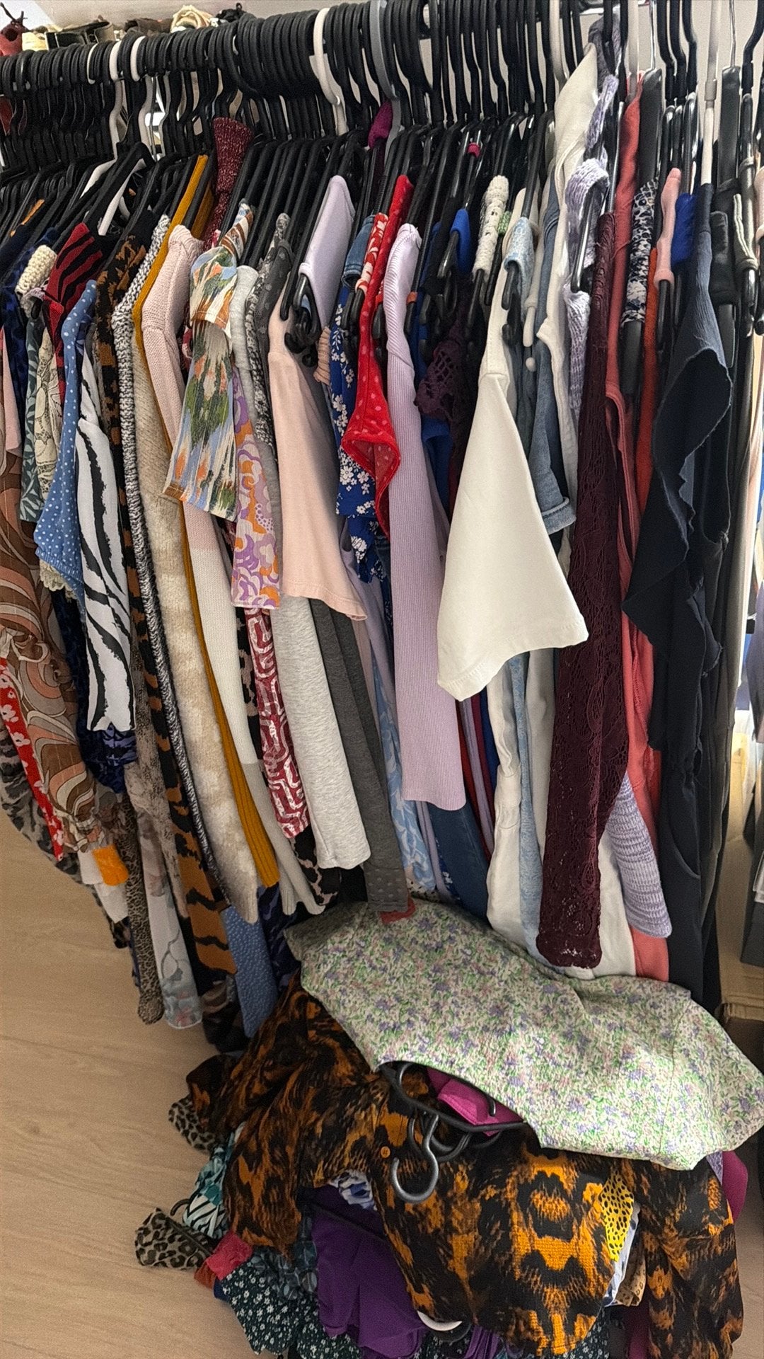 Lot kledingstukken 150+, Kleding | Dames, Dames-kledingpakketten, Ophalen, Zo goed als nieuw, Maat 36 (S)
