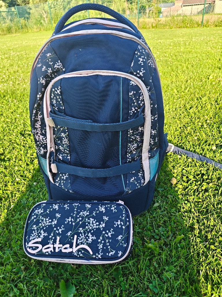 Satch Pack Bloomy Breeze boekentas ( rugzak), Handtassen en Accessoires, Tassen | Schooltassen, Ophalen