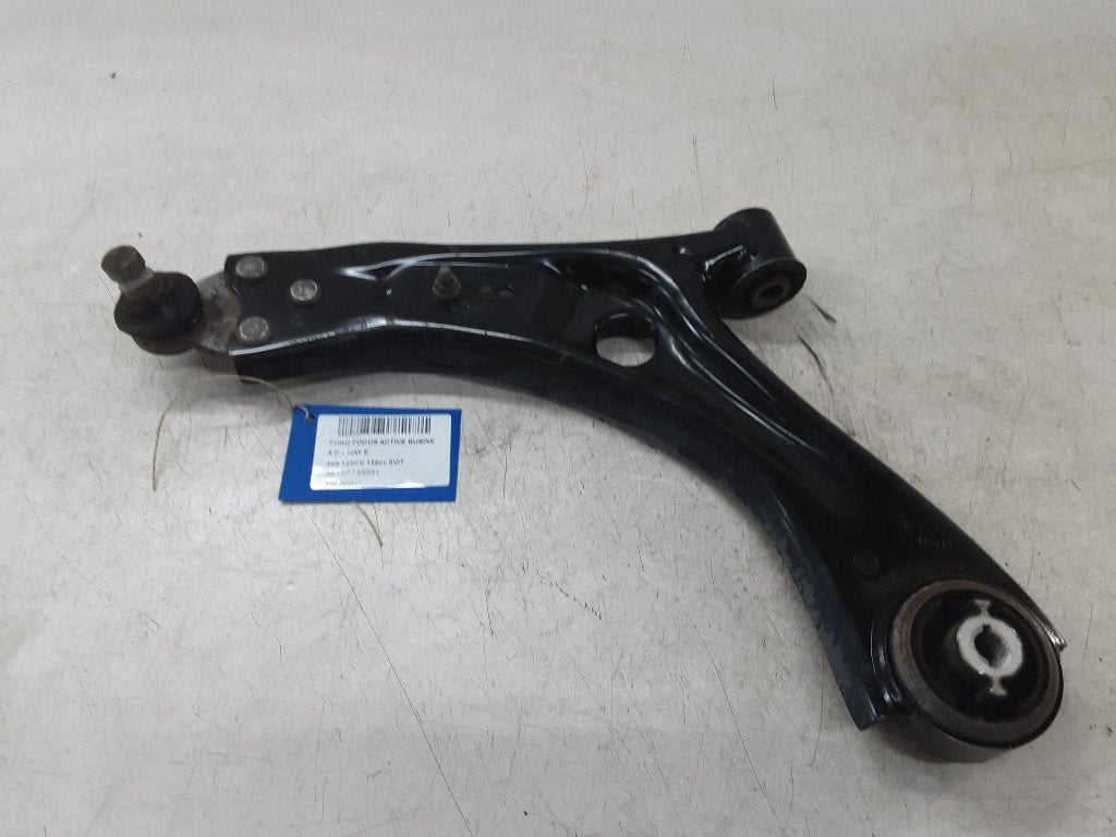 BRAS DE SUSPENSION AVANT GAUCHE (TRIANGLE) Ford Focus 4, Mevr. I. Hauben, Rue de l'Espoir 34 34
4030  GRIVEGNÉE, BE, Info@Collignon.be
