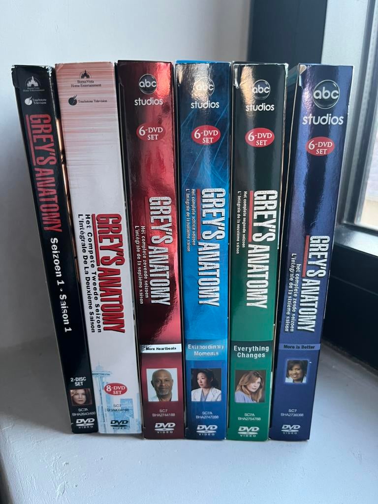 Dvd’s grey’s anatomy seizoen 1, 2, 6, 7, 8 en 9, Enlèvement ou Envoi, Comme neuf