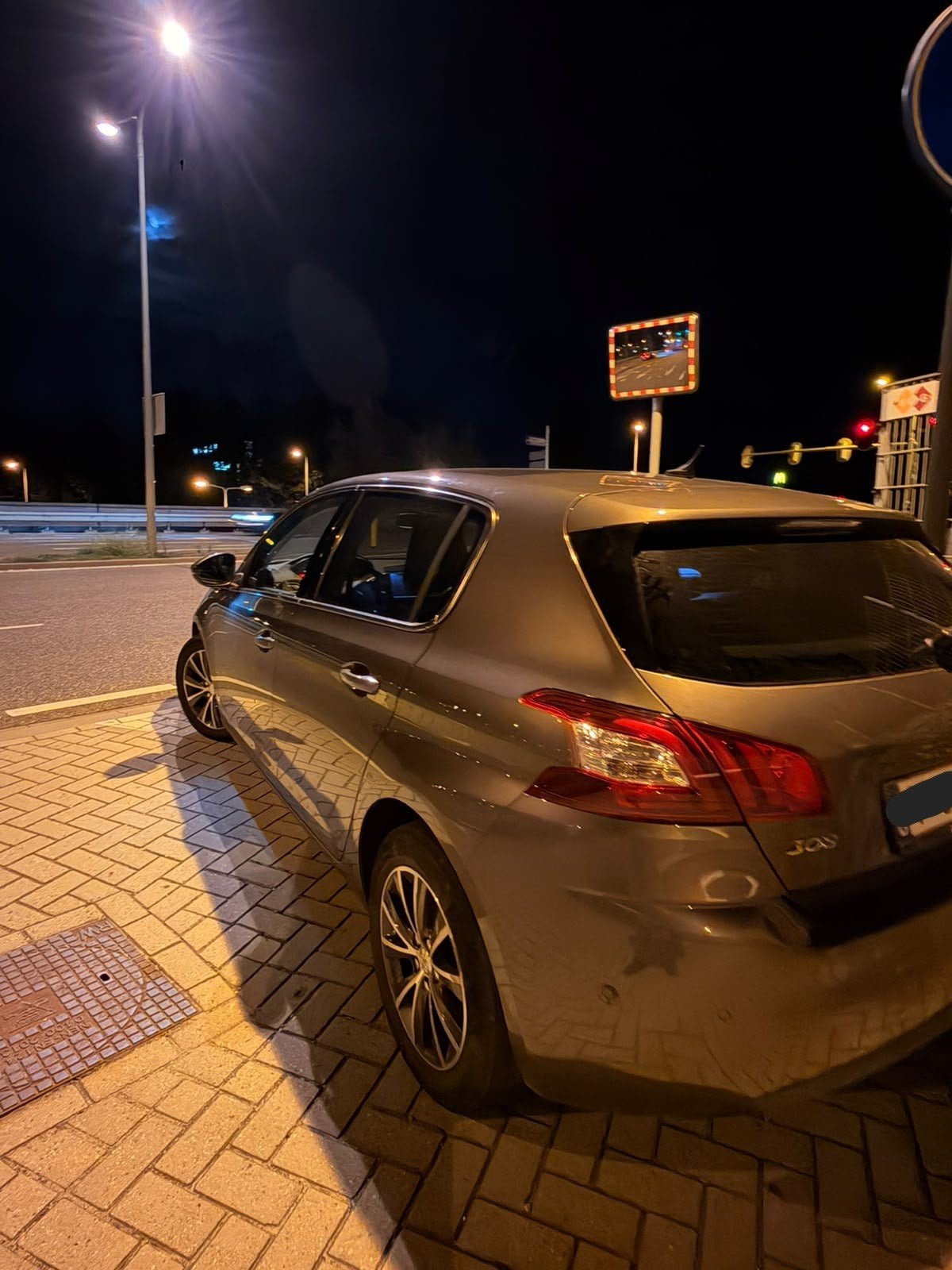 Panne moteur de la Peugeot 308 1.2 Essence 129 000 km 2015, Autos, Achat, Euro 6, Entreprise, Boîte manuelle