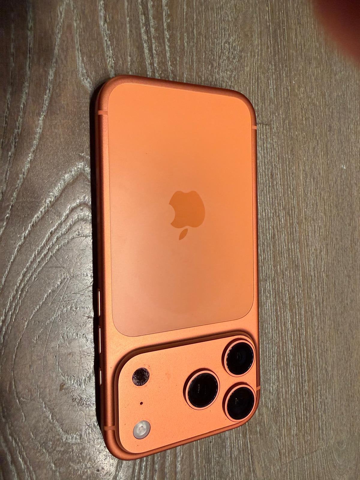 iPhone 17 pro, Télécoms, Enlèvement ou Envoi, Autres modèles, Comme neuf, 96 %