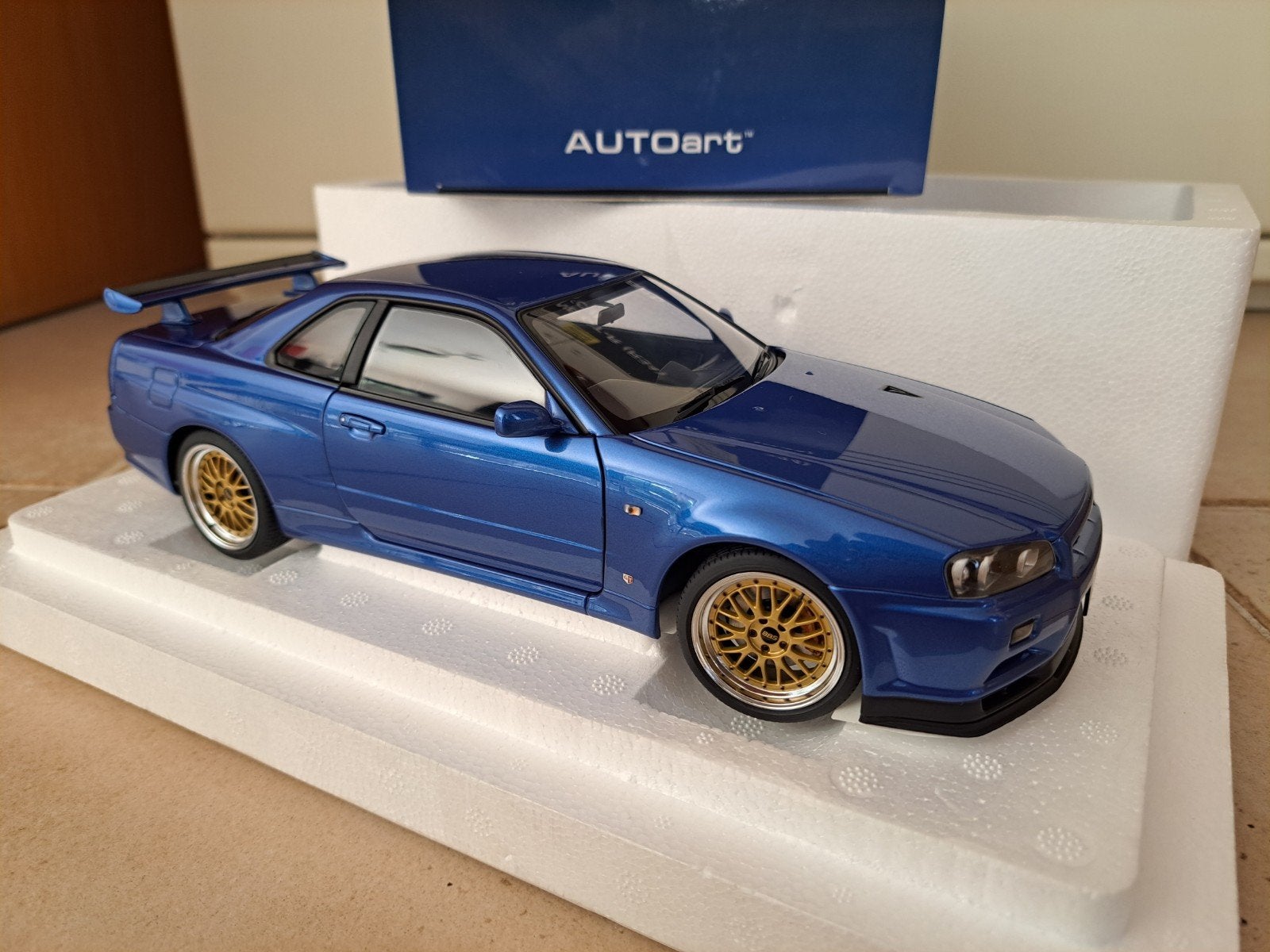 Nissan Skyline R34 BBS Bayside Blue 1/18 Autoart Neuve, Enlèvement ou Envoi, Neuf, Voiture, Autoart