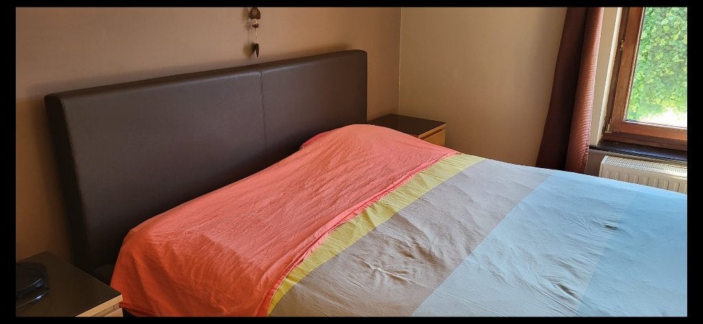 Lit + Matelas Revor 180x220, Enlèvement, Comme neuf, 220 cm, 180 cm