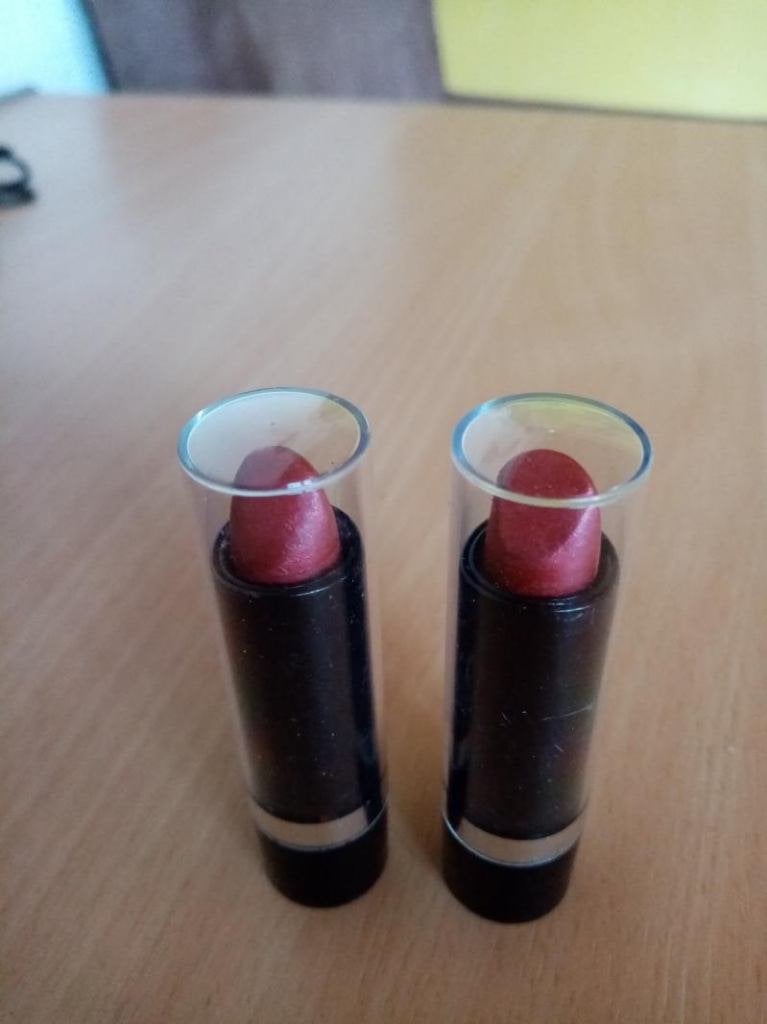 2x nieuw zomerse roze rood nacre lippenstift lipstick, Lippen, Nieuw, Ophalen of Verzenden, Make-up