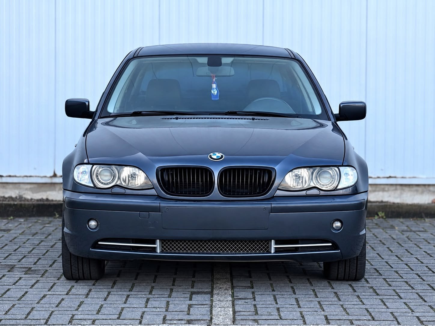 BMW 318i Facelift – 2002 – Benzine – 199.000 km – 140PK, Electronic Stability Program (ESP), 5 zetels, Euro 4, 3 Reeks