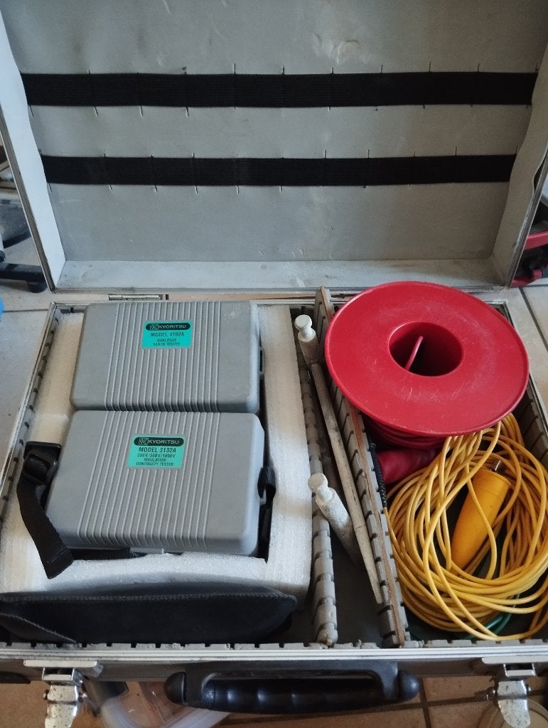 Appareil de mesure électrique, Bricolage & Construction, Instruments de mesure, Enlèvement ou Envoi, Utilisé, Autres appareils de mesure ou compteurs