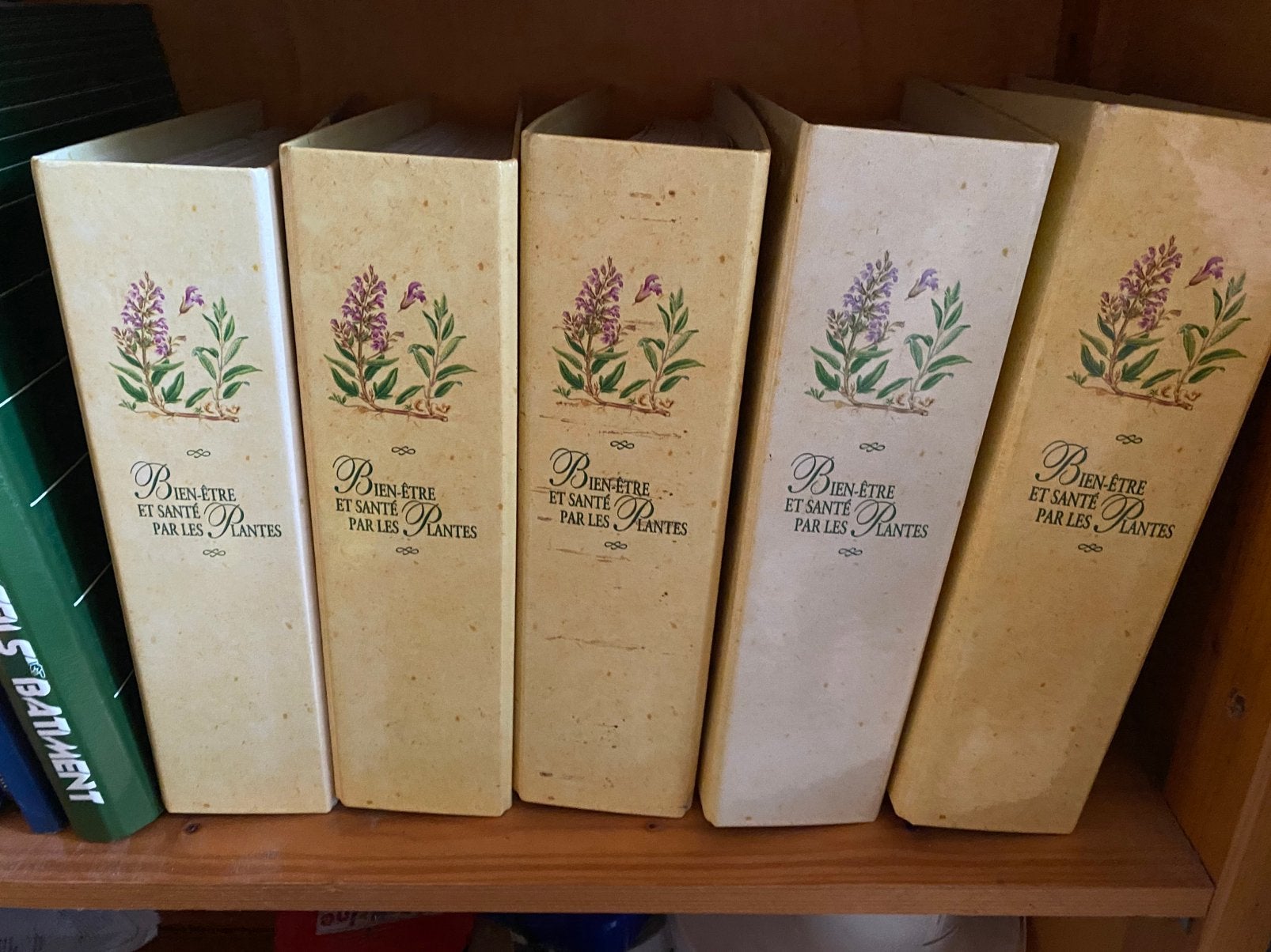 Collection bien être et santé par les plantes, Enlèvement, Comme neuf