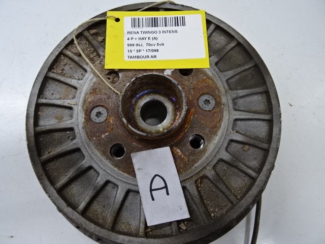 TAMBOUR DE FREIN ARRIÈRE Renault Twingo III (AH), Renault, Mevr. I. Hauben, Utilisé, Rue de l'Espoir 34 34
4030  GRIVEGNÉE, BE
