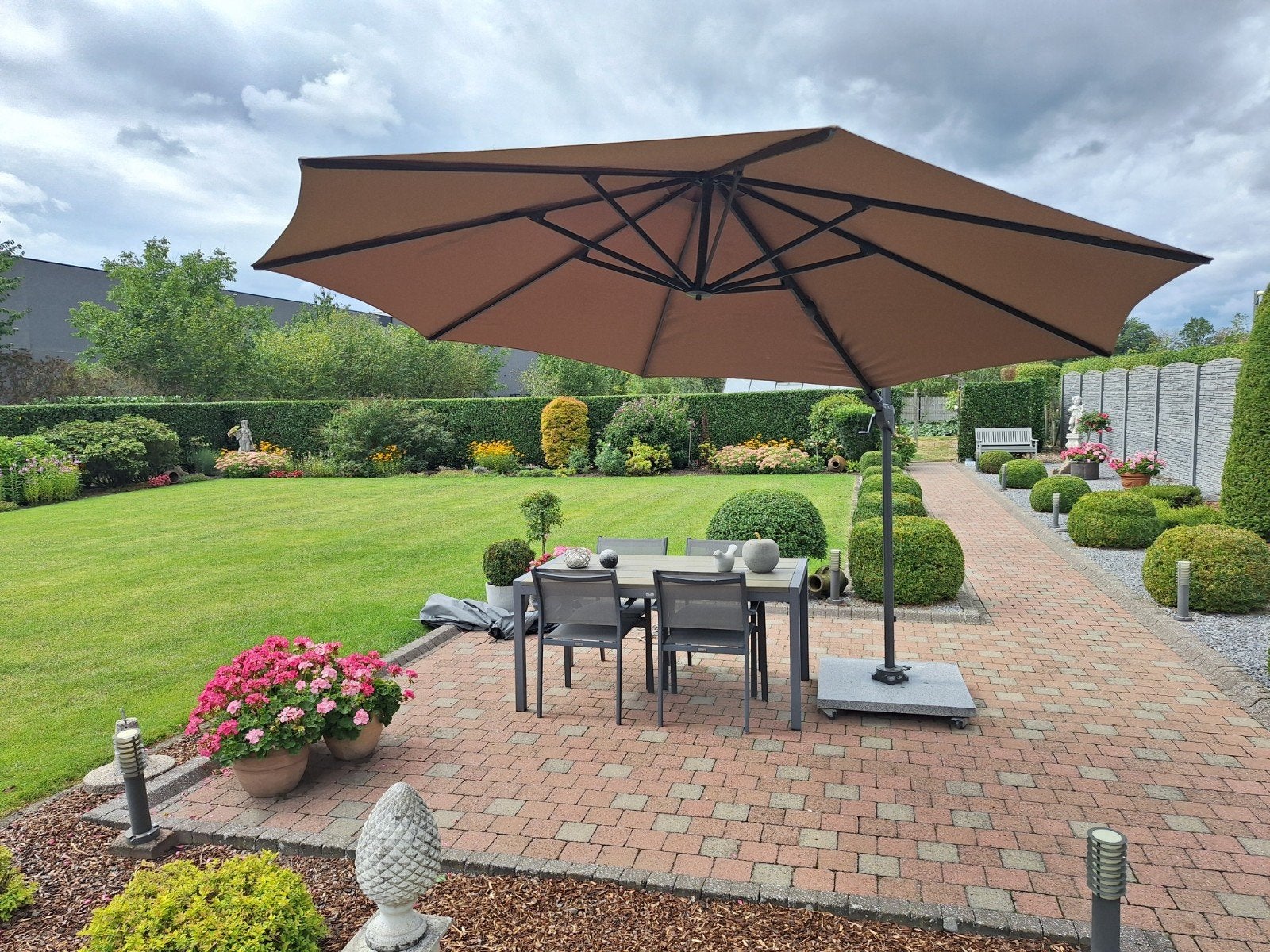 zweefparasol garden impressions met voet, Ophalen, Kantelbaar, 3 tot 4 meter, Zweefparasol
