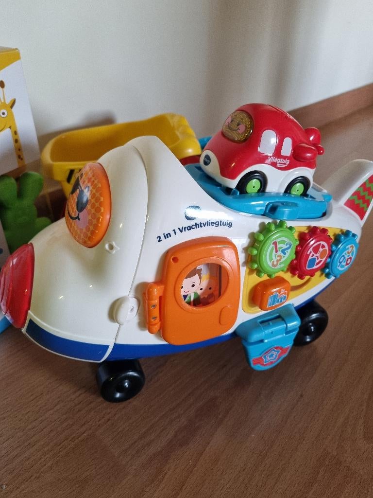 Vtech vliegtuig en konijnenketting pakket, Ophalen, Gebruikt, 6 maanden tot 2 jaar