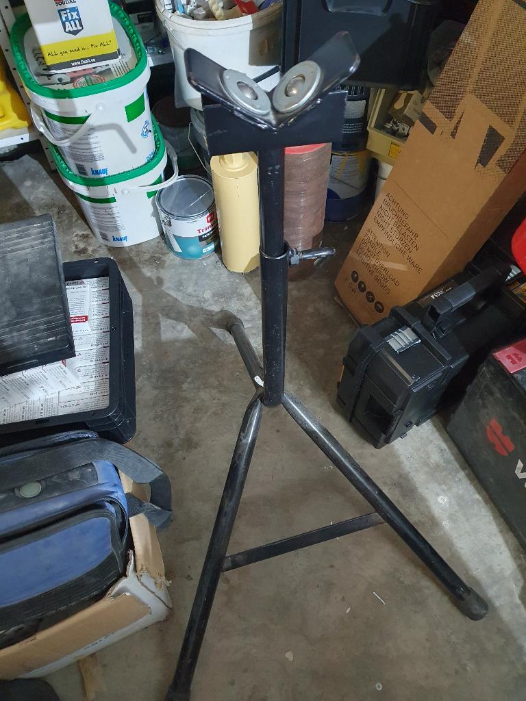 Trépied réglable pour tuyaux, Ophalen, Zo goed als nieuw