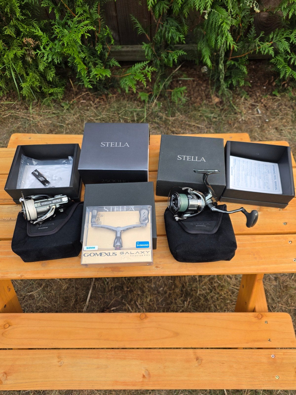 Shimano Stella molens, een C3000YGK en een 2500HG-K, Enlèvement