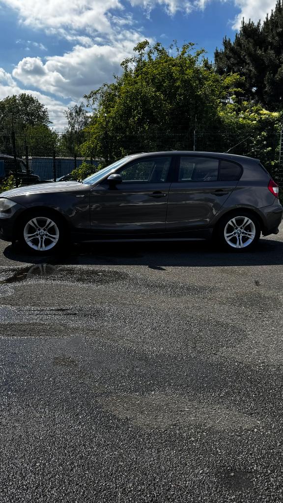 ***BMW 118d E87 Hatch 2.0 diesel M47T2 schuifdak***, 90 kW, 1995 cc, Euro 4, Parkeersensor