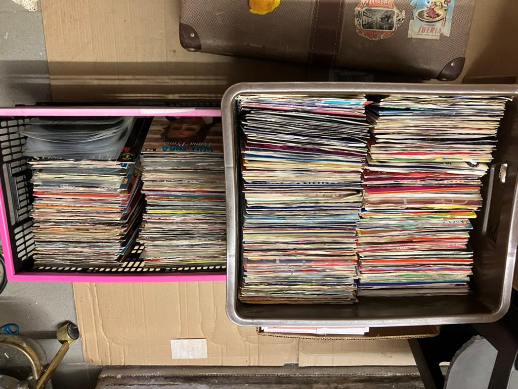 2 bakken singles, Cd's en Dvd's, Ophalen, Gebruikt, Single