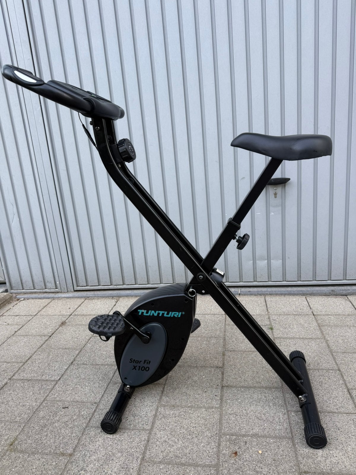Tunturi compacte opvouwbare hometrainer vouw plooi fiets, Ophalen, Zo goed als nieuw, Hometrainer