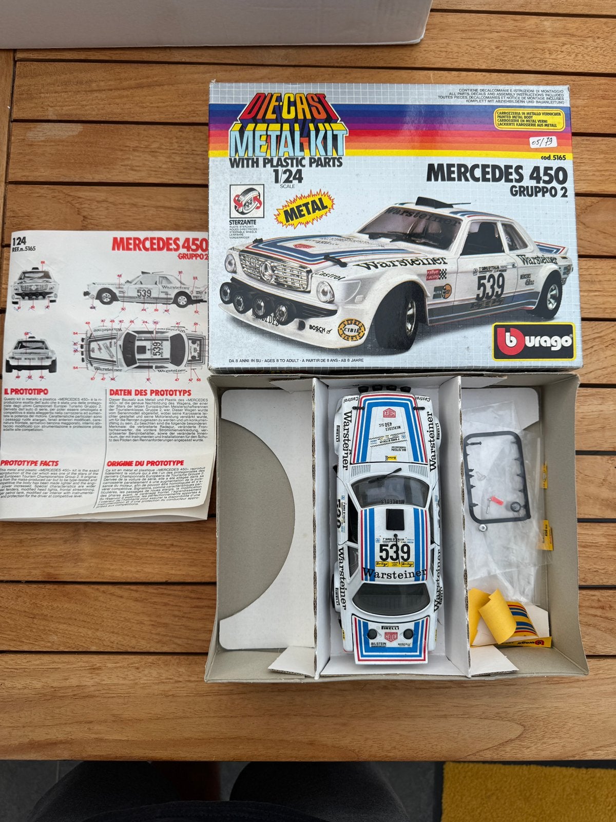Modèle de voiture Burago Mercedes 450. 1979, Enlèvement ou Envoi, Comme neuf