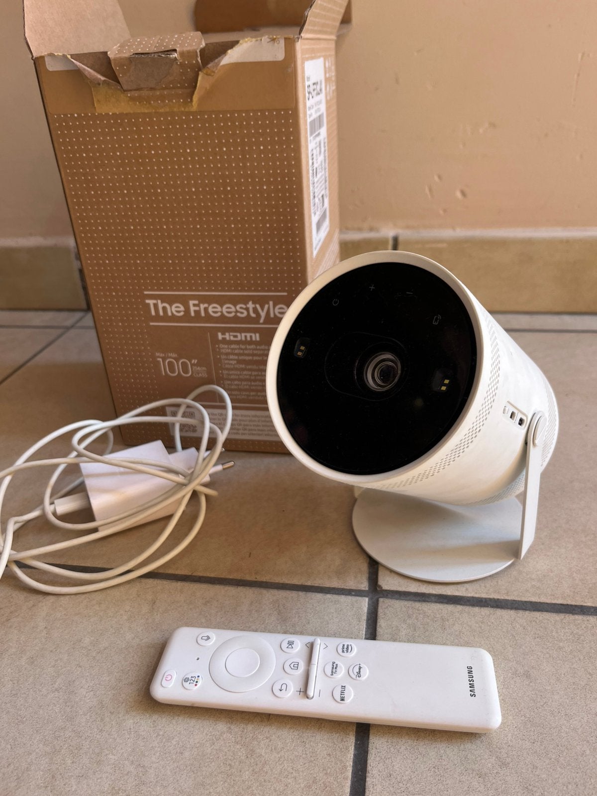 Samsung The Freestyle 2nd Gen + projectiescherm op statief, Ophalen, Overige resoluties, Samsung