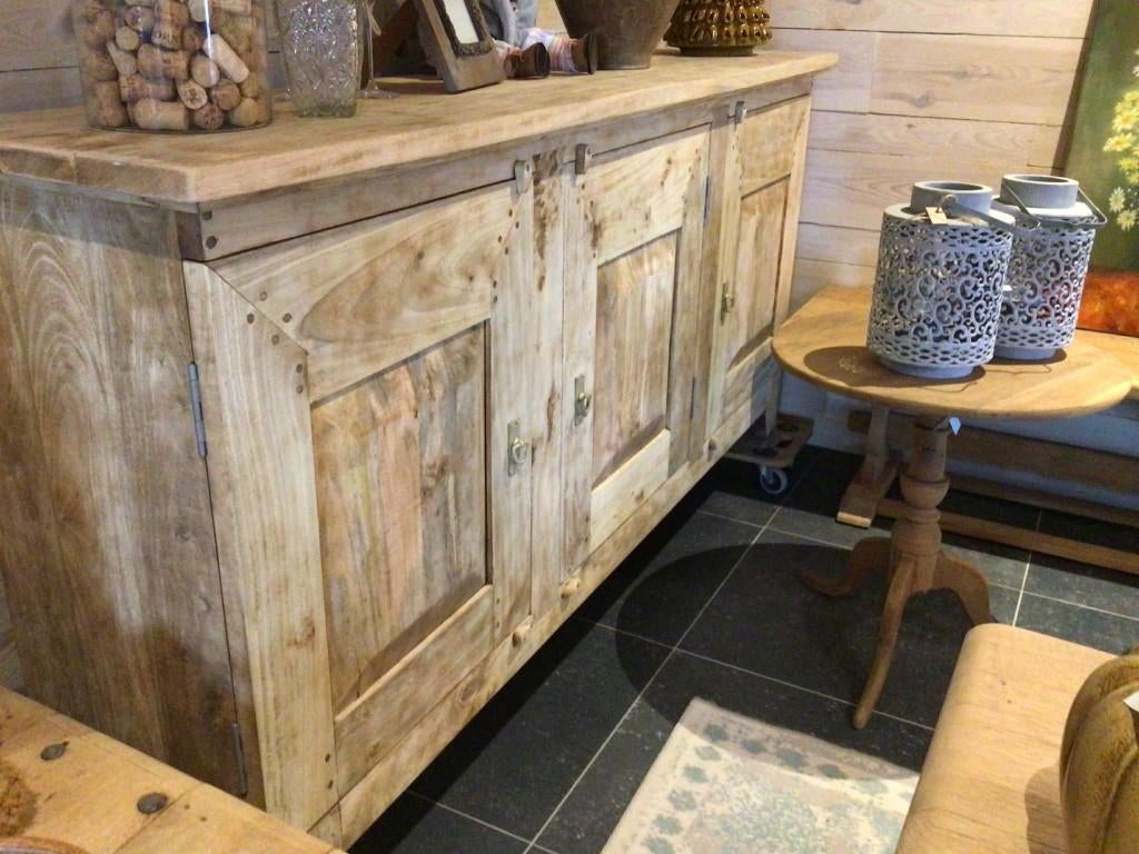 Prachtig dressoir kast + gratis kleine sidetable, Ophalen, Met deur(en), Nieuw, 200 cm of meer