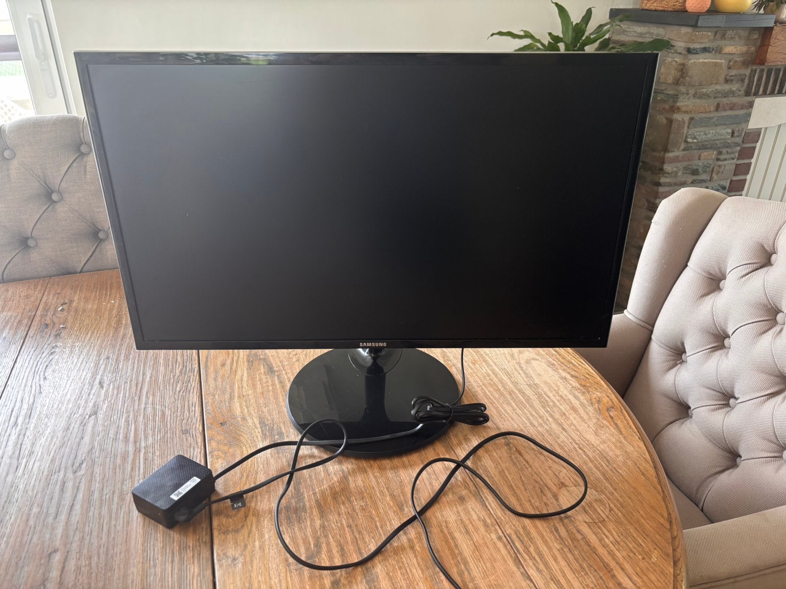 Samsung 27” Full Hd Monitor, Computers en Software, Monitoren, 3 tot 5 ms, HDMI, In hoogte verstelbaar, 60 Hz of minder