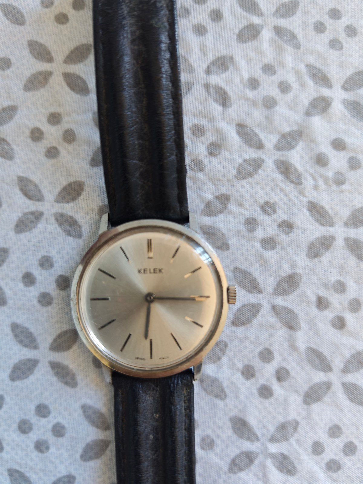 montre vintage kelek, Enlèvement