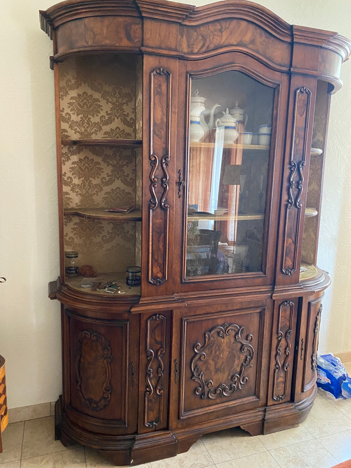 Groot dressoir Oud raam, Ophalen