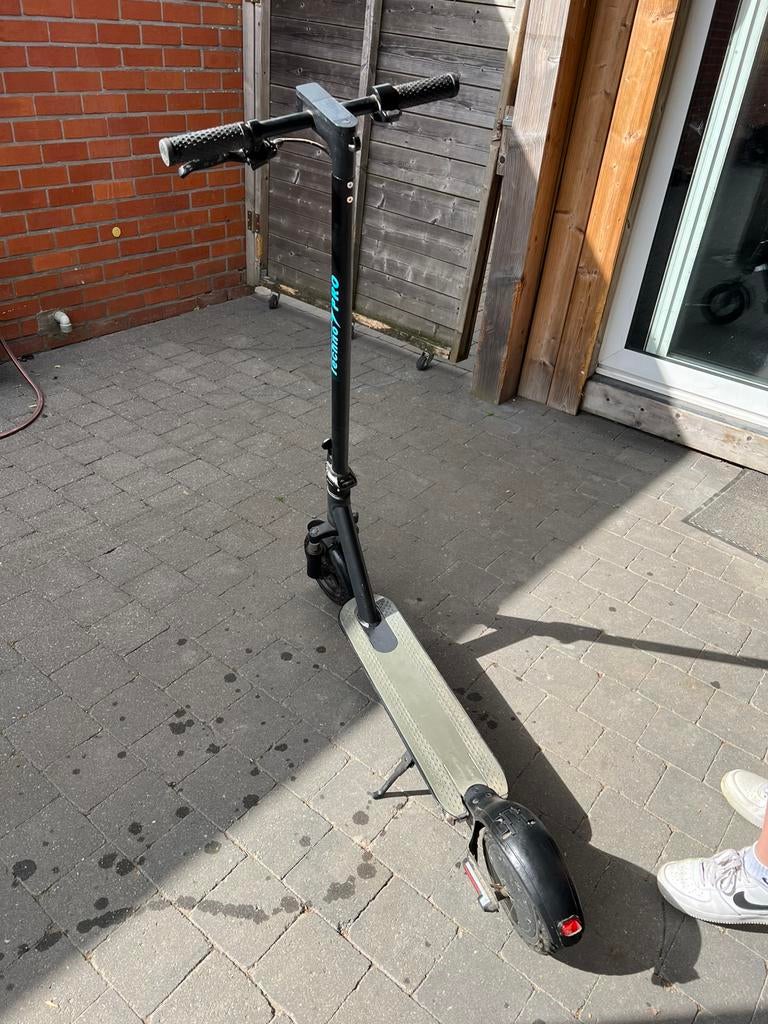 Electriche step, Fietsen en Brommers, Ophalen of Verzenden, Zo goed als nieuw
