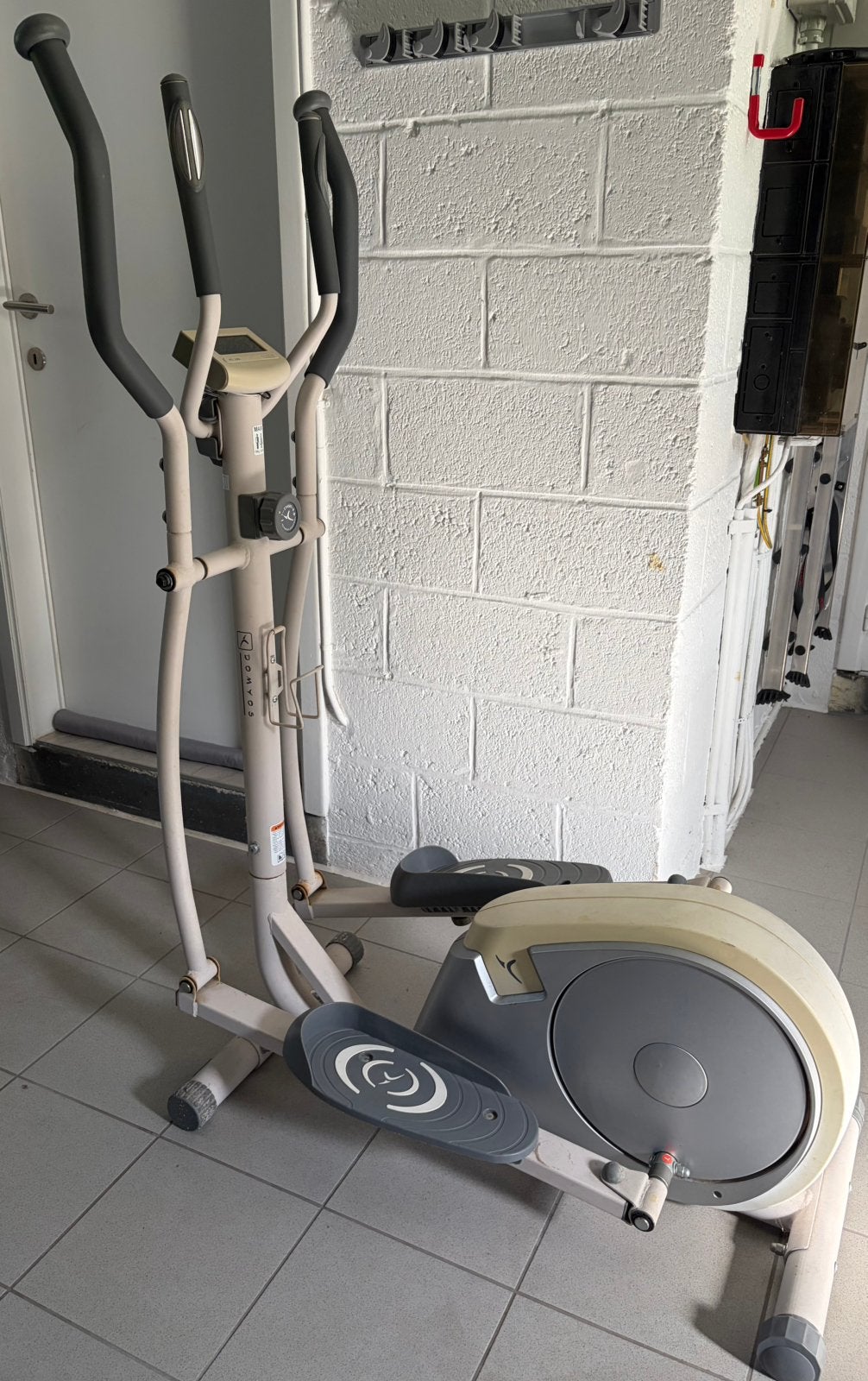 Domyos crosstrainer FC100 - zeer goede mechanische staat, Ophalen of Verzenden, Gebruikt, Buik, Overige typen