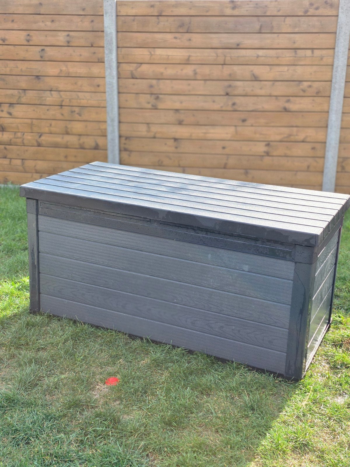 Opbergbox Keter (570L), Ophalen