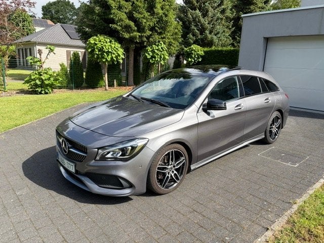 Mercedes CLA 180 Automaat -AMG line- Open dak, CLA, 4 cilinders, Leder en Stof, 1595 cc