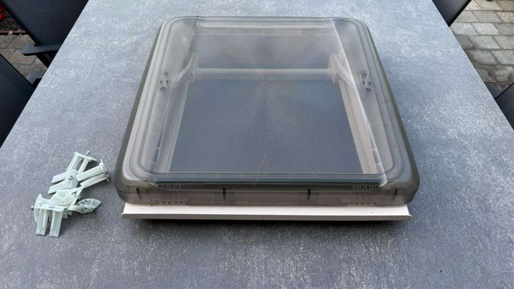 Dakluik Mpk 40x40, Ophalen, Zo goed als nieuw