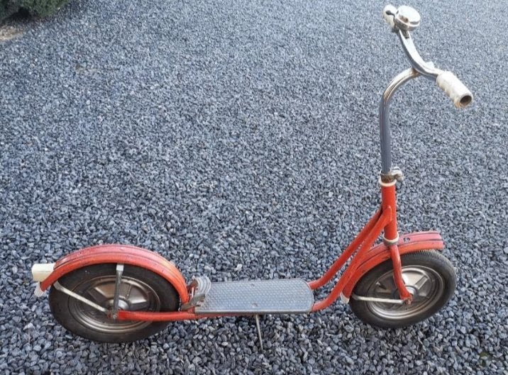 Ancienne trottinette, Enlèvement, Utilisé