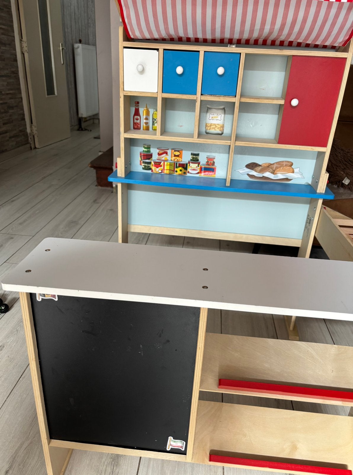 Magasin en bois, Enlèvement, Utilisé, Autres types