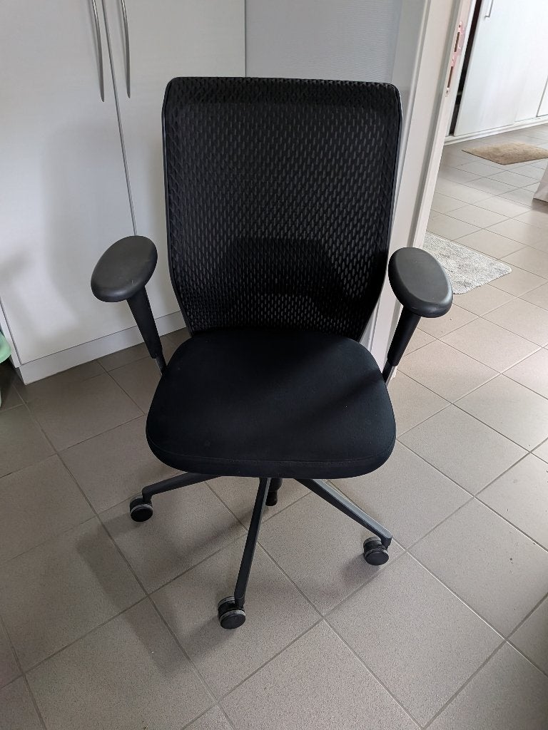 Ergonomische Vitra Bureaustoel – Ideaal voor kot, Huis en Inrichting, Ophalen, Gebruikt, Zwart, Bureaustoel