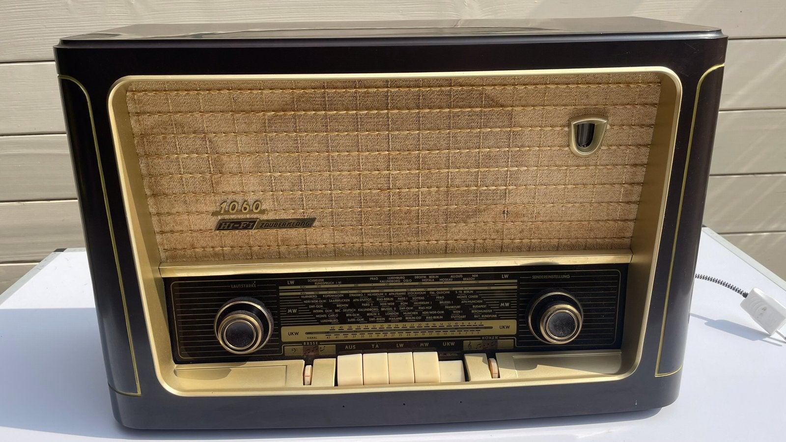 Oude vintage lampen radio Grundig werkend, Enlèvement