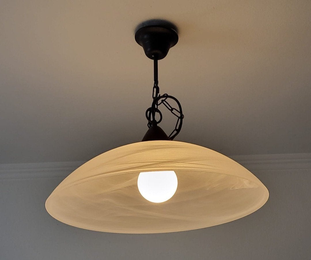 Lampe suspendue avec abat-jour en verre, Enlèvement