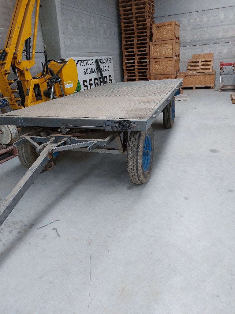 paard platte wagen