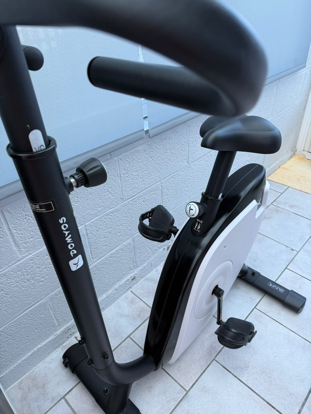 A Vendre vélo d’appartement Domyos VM 510  noir et blanc, Ophalen, Zo goed als nieuw, Metaal, Benen