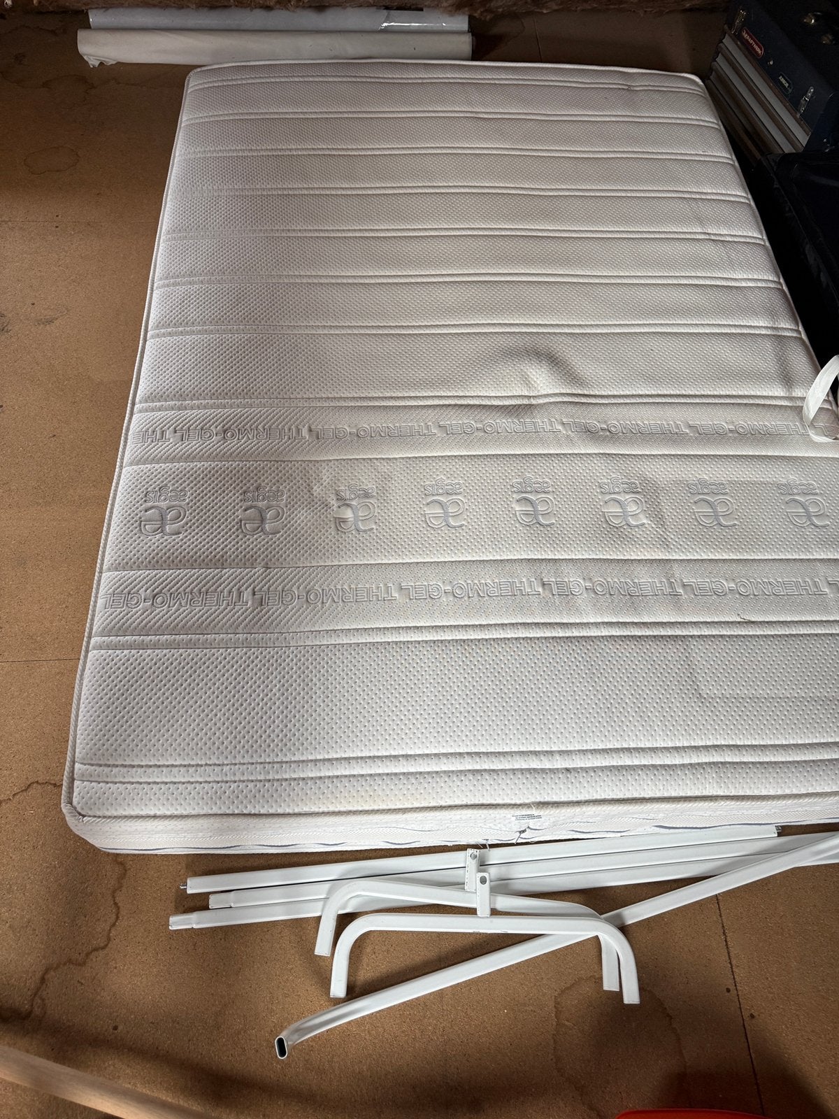 Matelas Aegis Thermo-Gel 140x200, Enlèvement, Comme neuf, Matelas