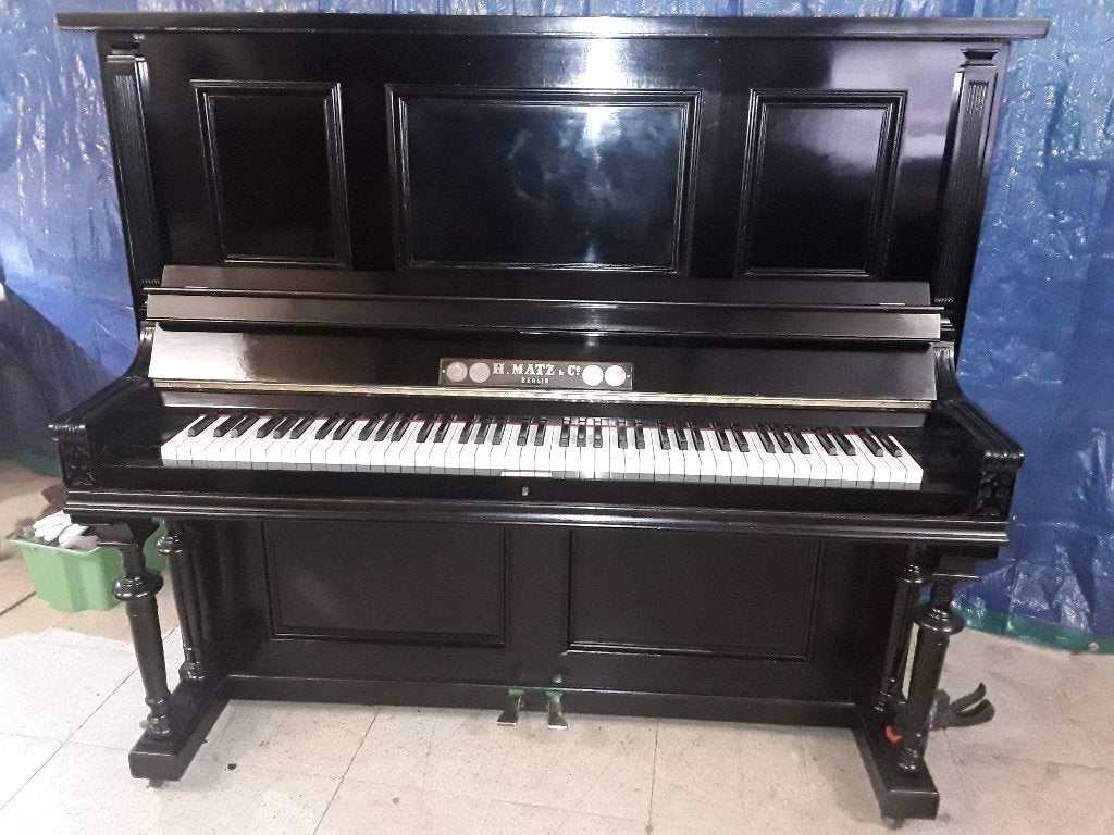 Grote zwarte piano Duits :H. Matz & Comp., Musique & Instruments, Pianos, Utilisé, Piano, Noir, Enlèvement ou Envoi
