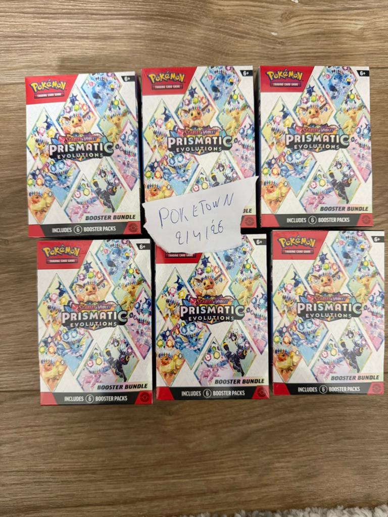 Prismatic evolutions bundels, Hobby en Vrije tijd, Verzamelkaartspellen | Pokémon, Ophalen of Verzenden, Zo goed als nieuw