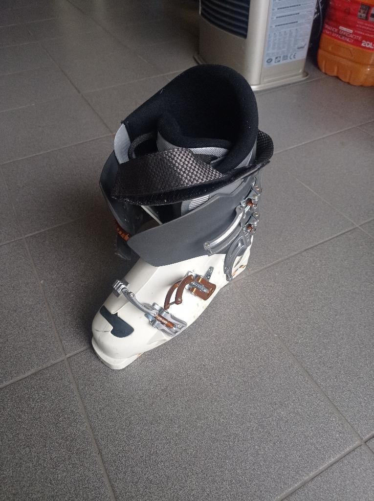 Skibotten, Ophalen, Zo goed als nieuw, Ski, Schoenen