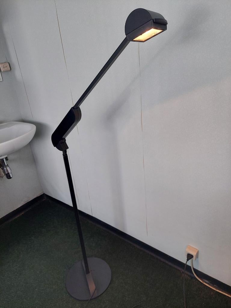 Staande leeslamp, Ophalen